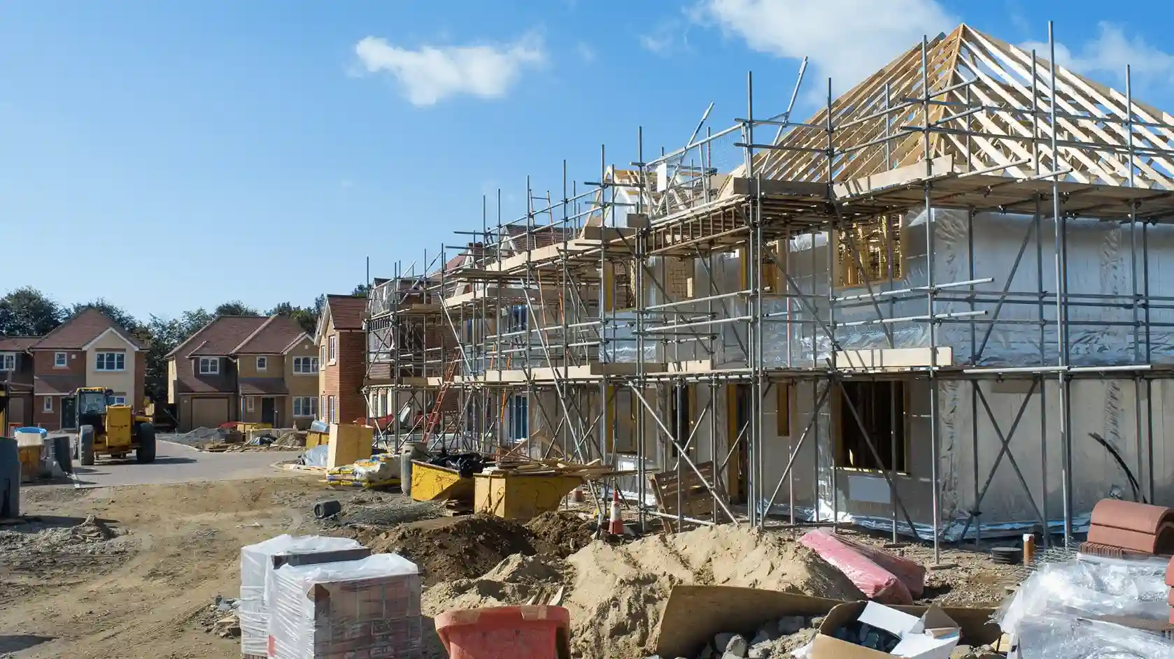 Construction site security team — ensuring safety, surveillance, and protection of work sites.